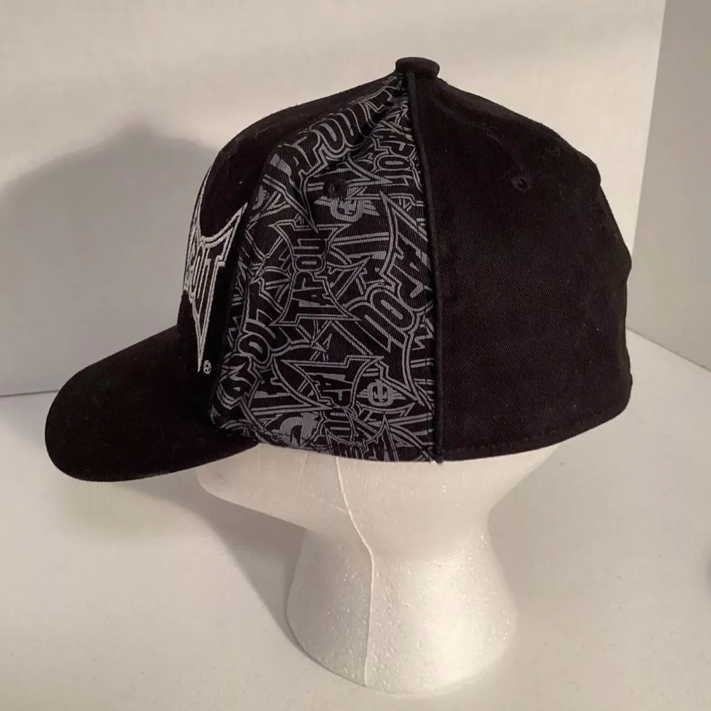 Tapout Mens Black Fitted Hat S/M  Fence MMA Spell Out Tek Flex